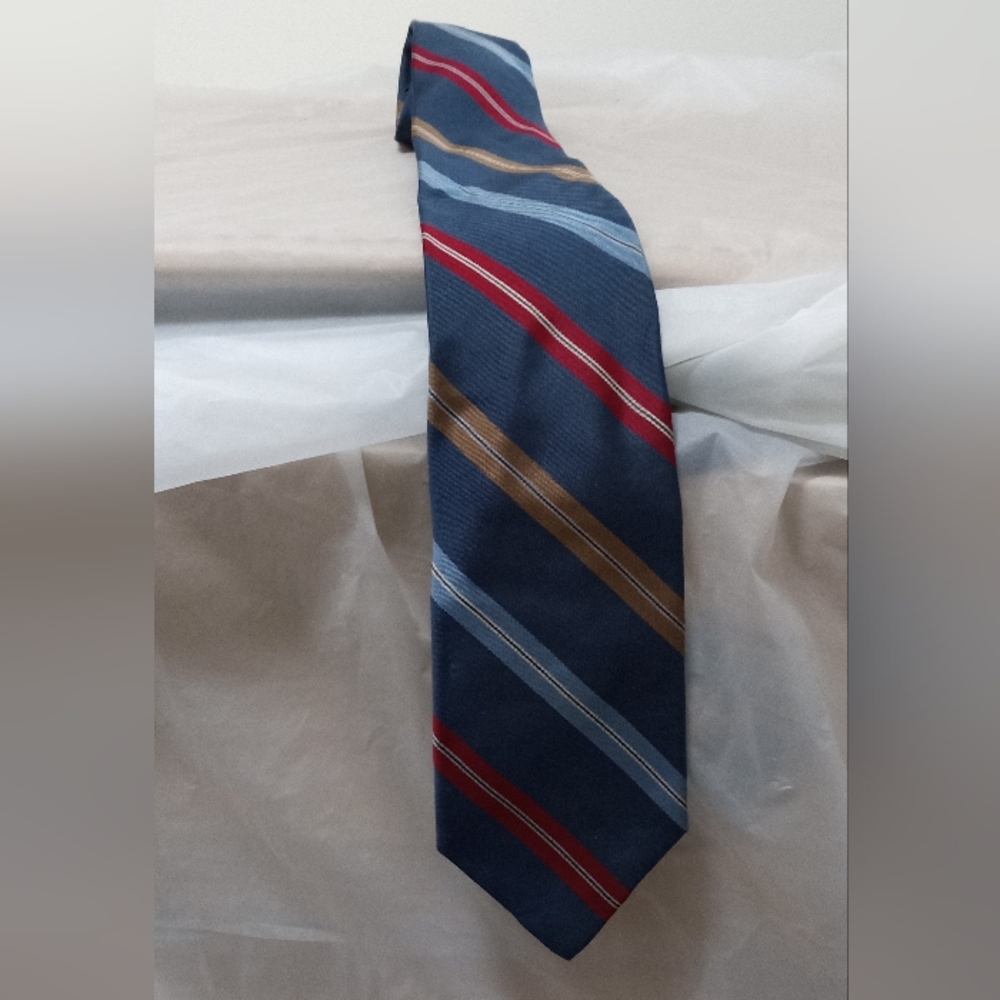 Givenchy Men's Striped Hannys Striped Tie-Vintage